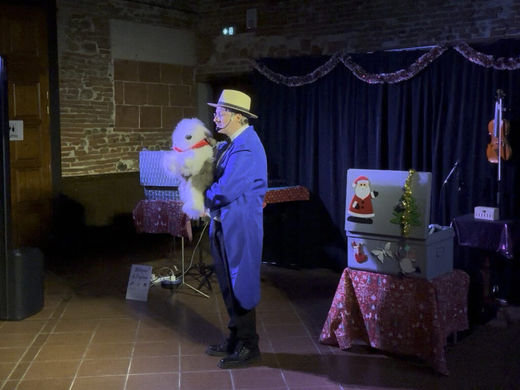 sylvio le magicien et youki numéro de ventriloquie