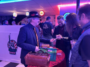 sylvio magicien close up show tour de cartes img 9877