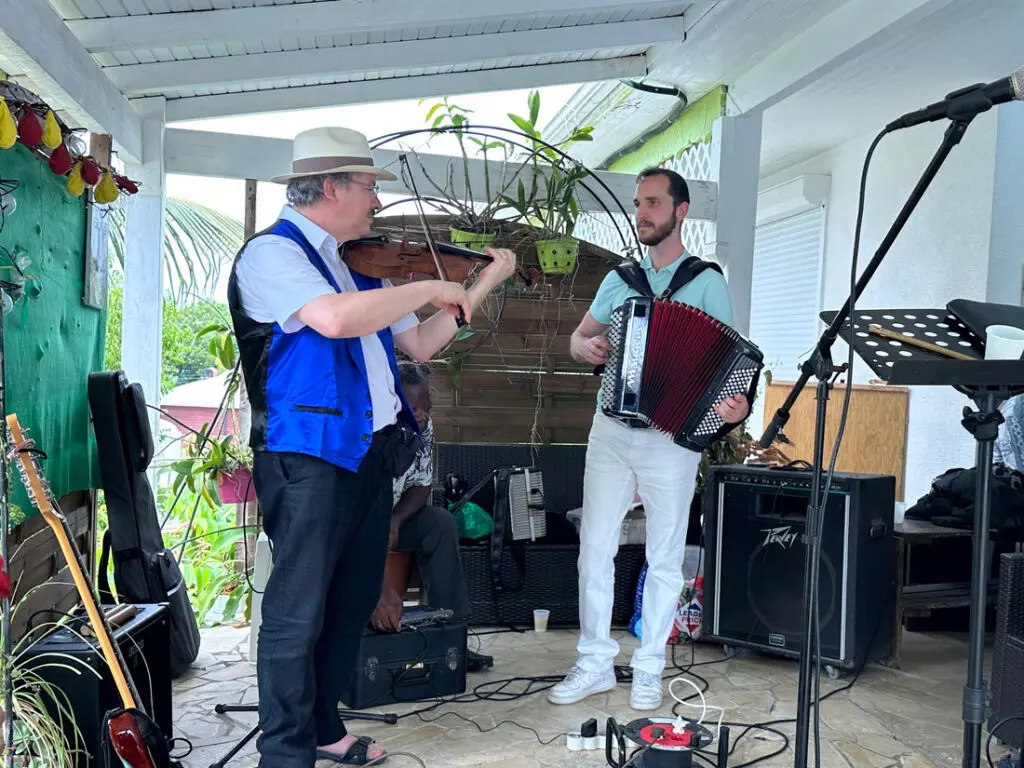 duo magicien accordéoniste